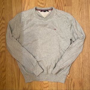 Tommy Hilfiger sweater
